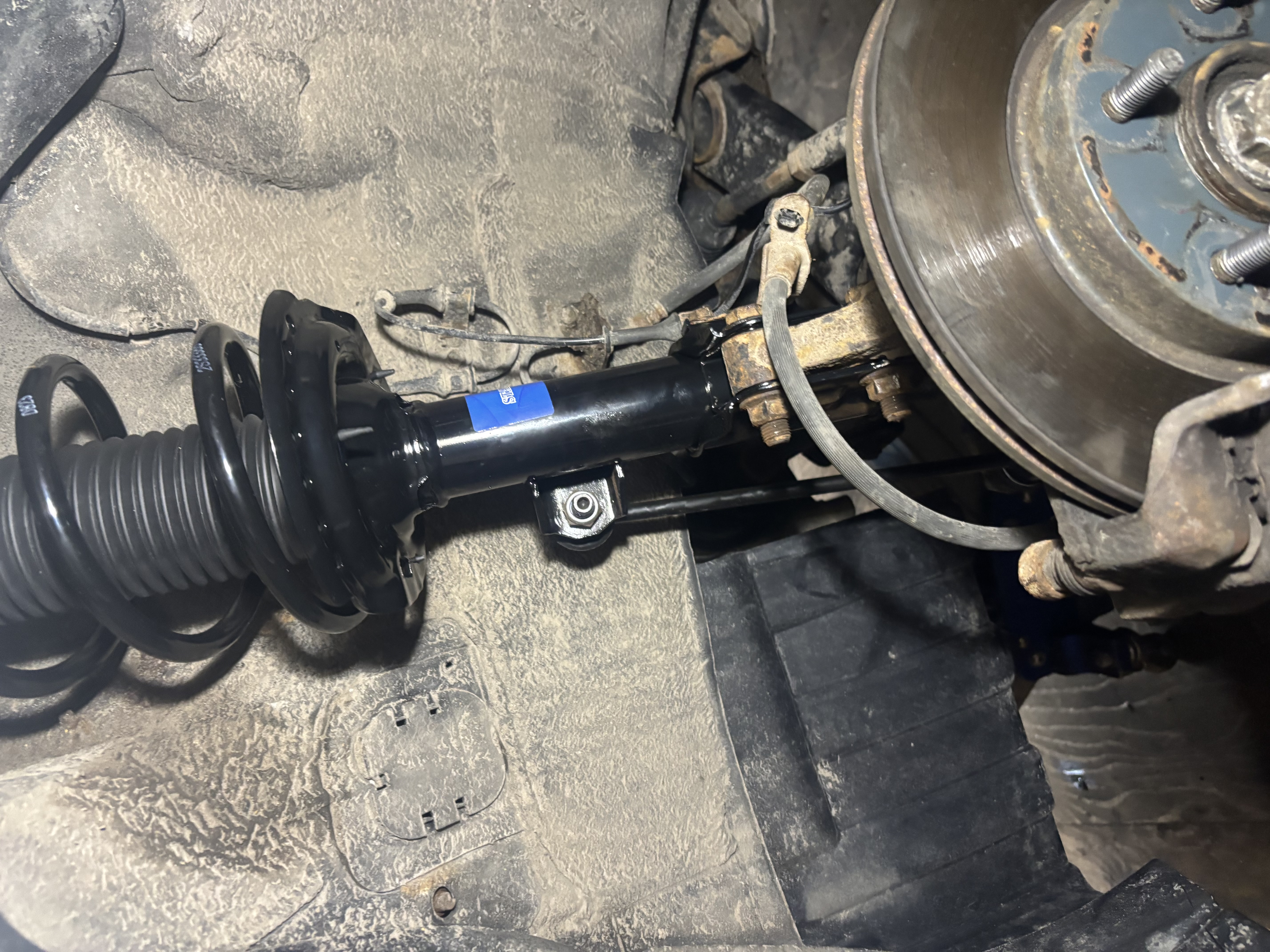 Remplacement d'amortisseur de suspension